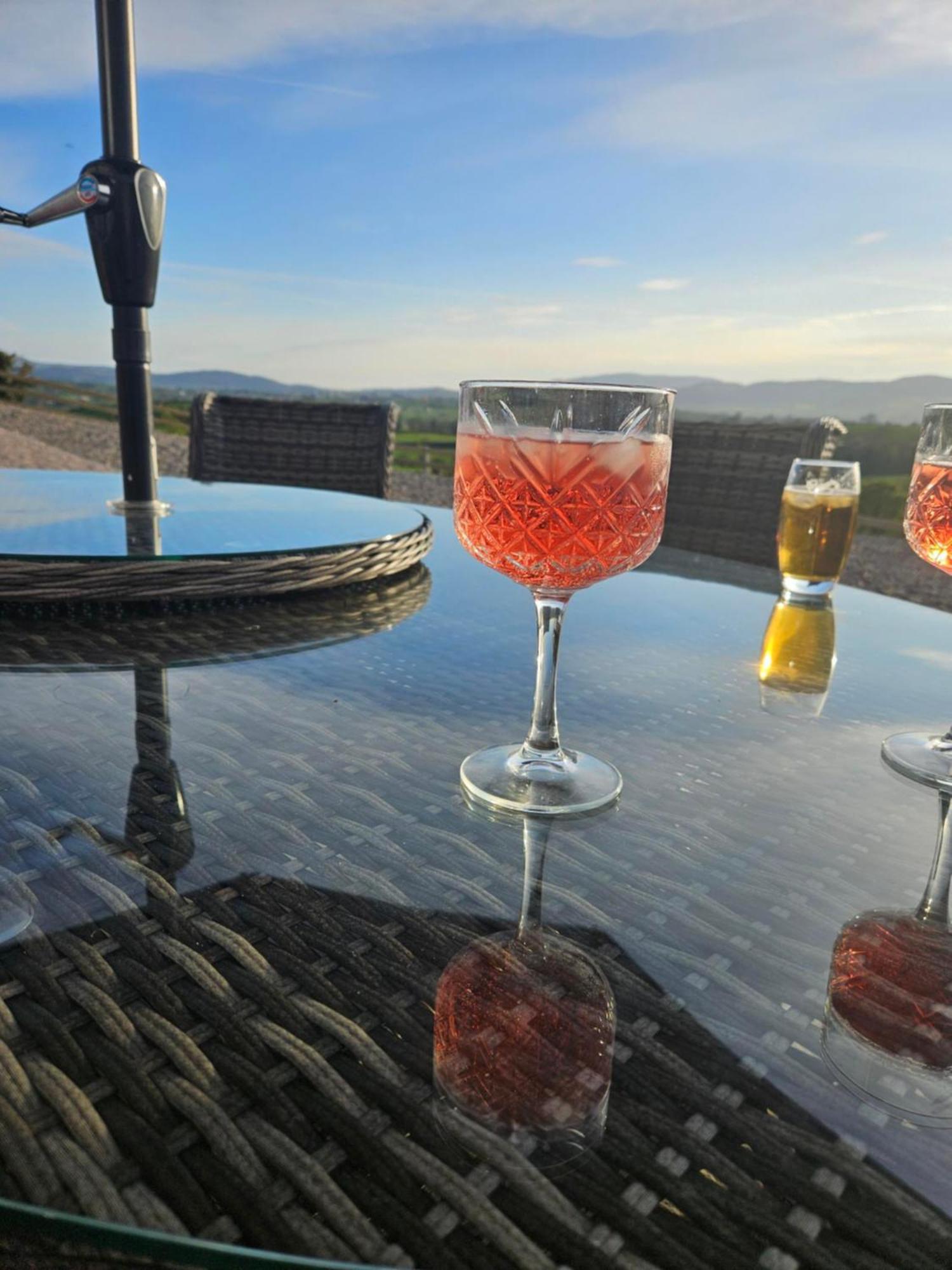 Crohill Hideaway Villa Newry Buitenkant foto