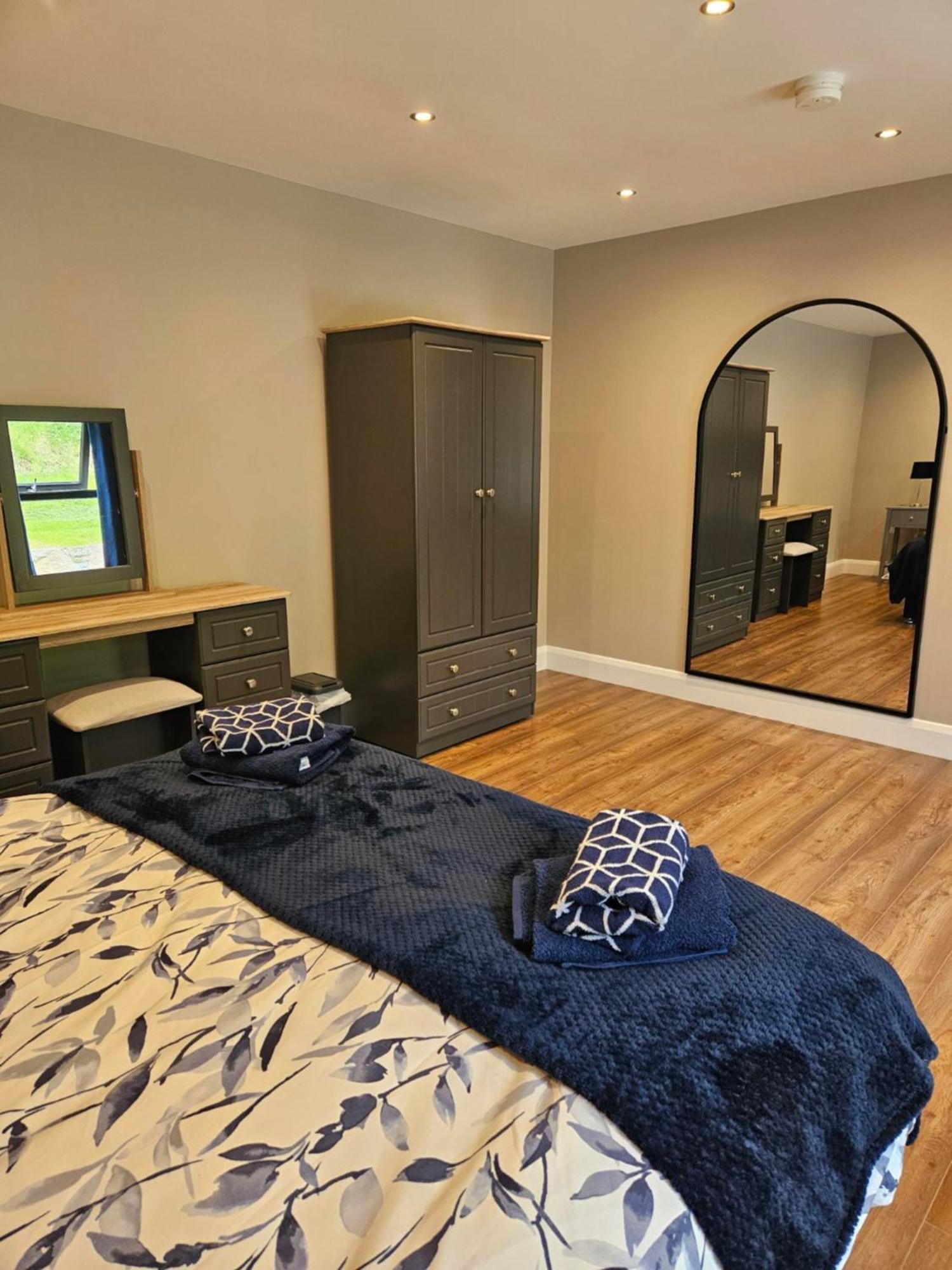 Crohill Hideaway Villa Newry Buitenkant foto